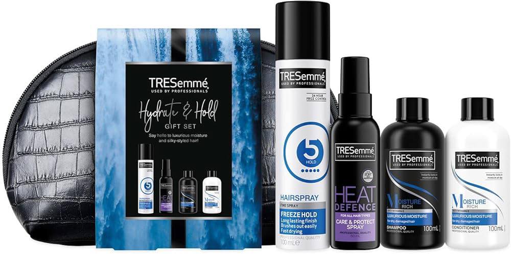 Tresemme Hydrate & Hold Gift Set Комплект грижа за косата и стайлинга - шампоан балсам лак за коса спрей за топлинна защита и несесер Английско качество